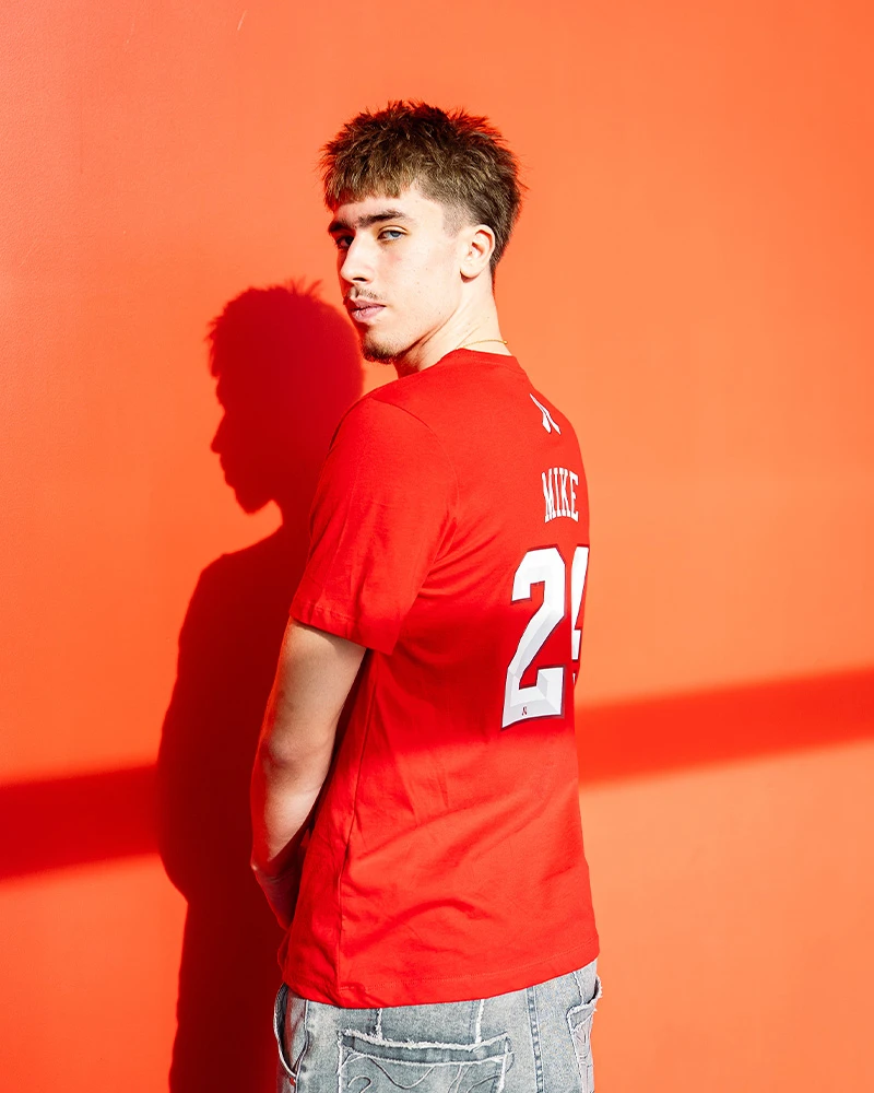 Iconic Mike Adulte (PROMO)